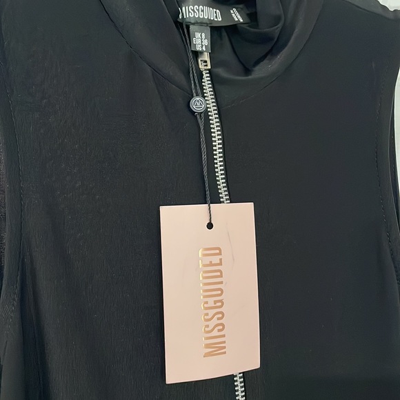 Item #166 NWT Misguided brand jumpsuit . - Picture 3 of 5